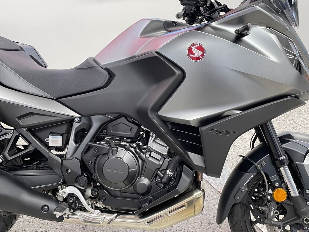 Honda NT 2023 