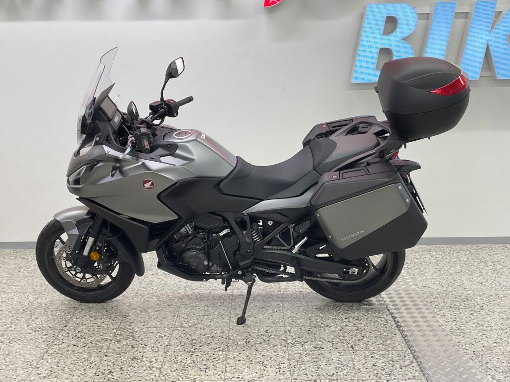 Honda NT 2023 