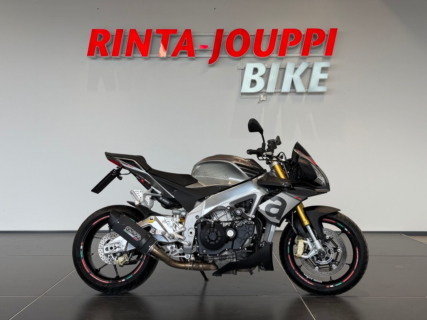 Aprilia TUONO