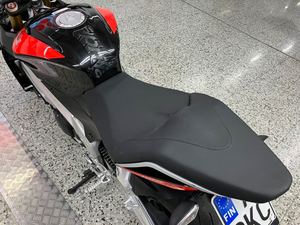 Aprilia Tuono 2017 