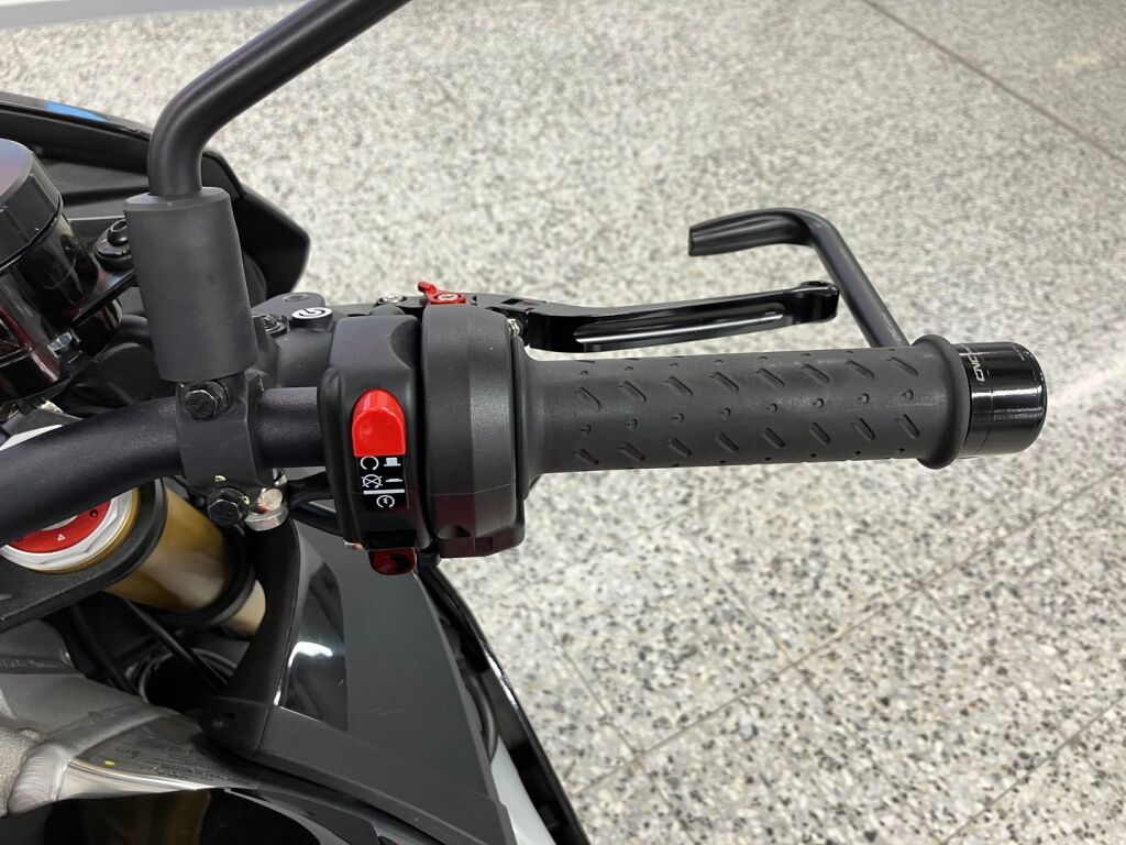 Aprilia Tuono 2017 