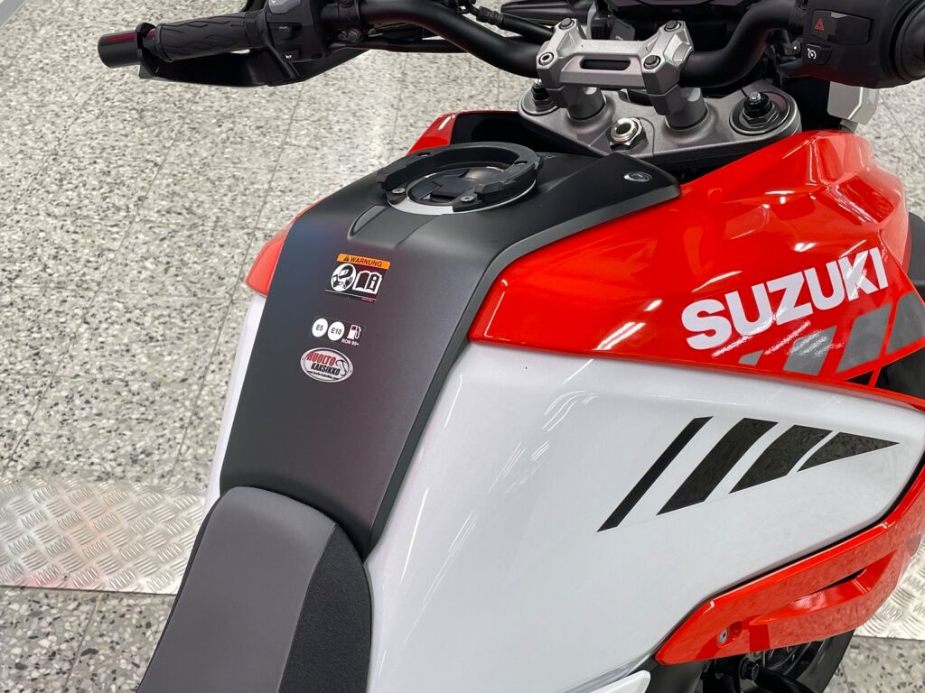 Suzuki DL 2020 