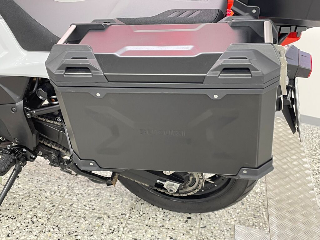 Suzuki DL 2020 