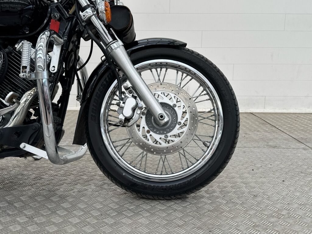 Yamaha XVS 2001 Musta