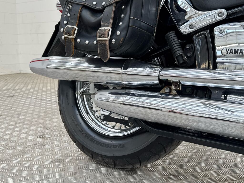 Yamaha XVS 2001 Musta