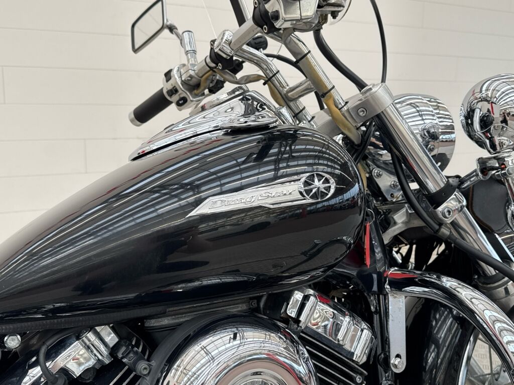 Yamaha XVS 2001 Musta