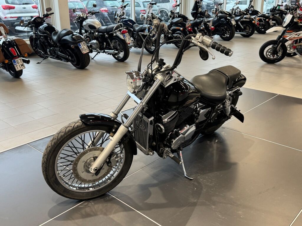 Honda SHADOW 2003 Musta