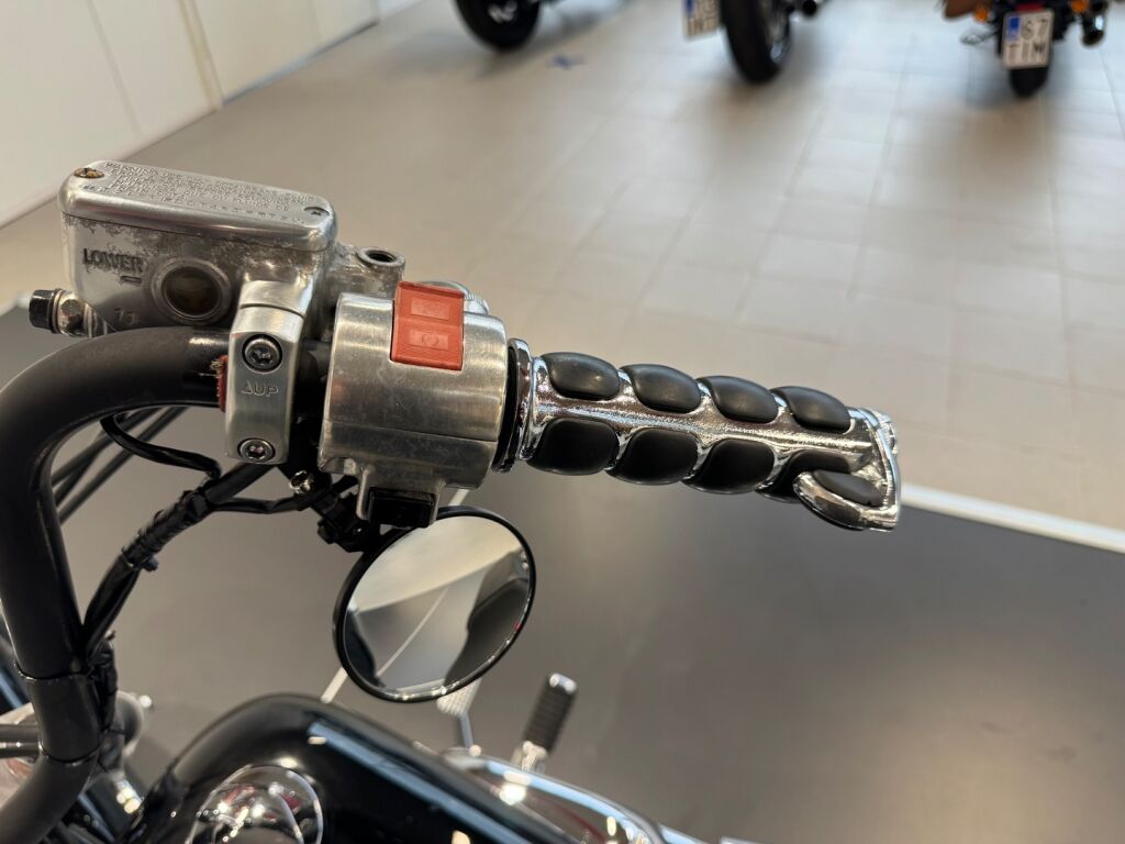 Honda SHADOW 2003 Musta