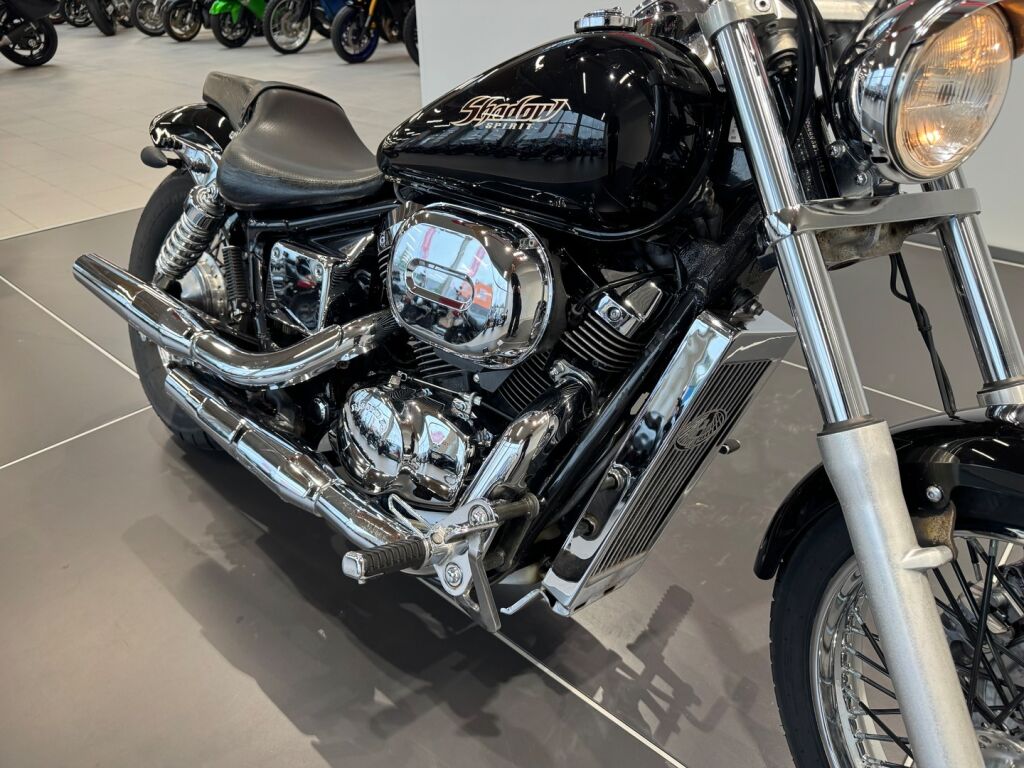 Honda SHADOW 2003 Musta