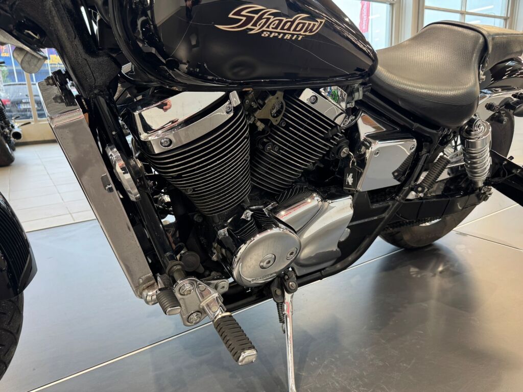 Honda SHADOW 2003 Musta