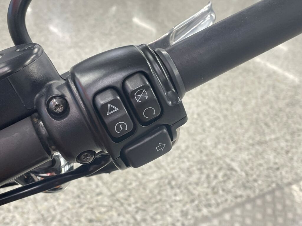 Harley-davidson SPORTSTER 2016 Musta