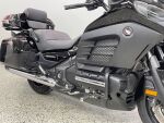 Honda GL 2013 Musta