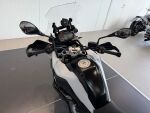 BMW F 2020 Valkoinen