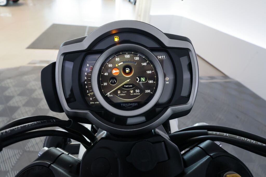 Triumph SCRAMBLER 2023 