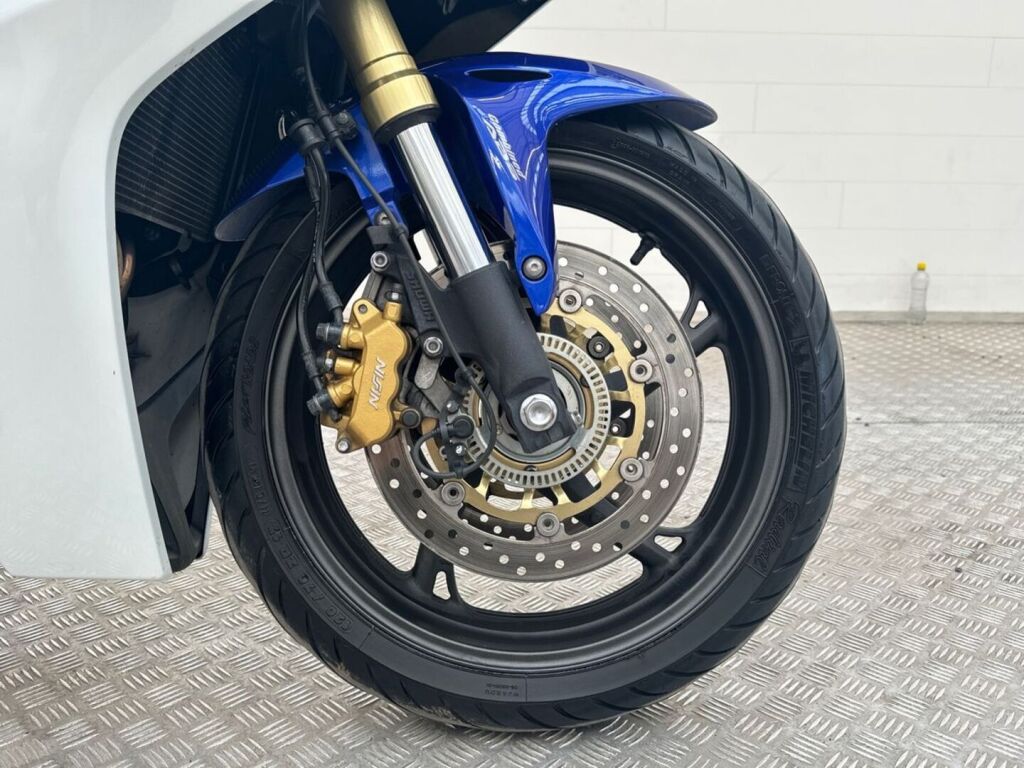 Honda CBR 2013 