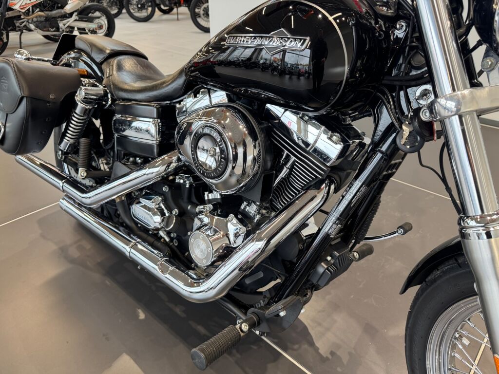 Harley-davidson DYNA 2012 