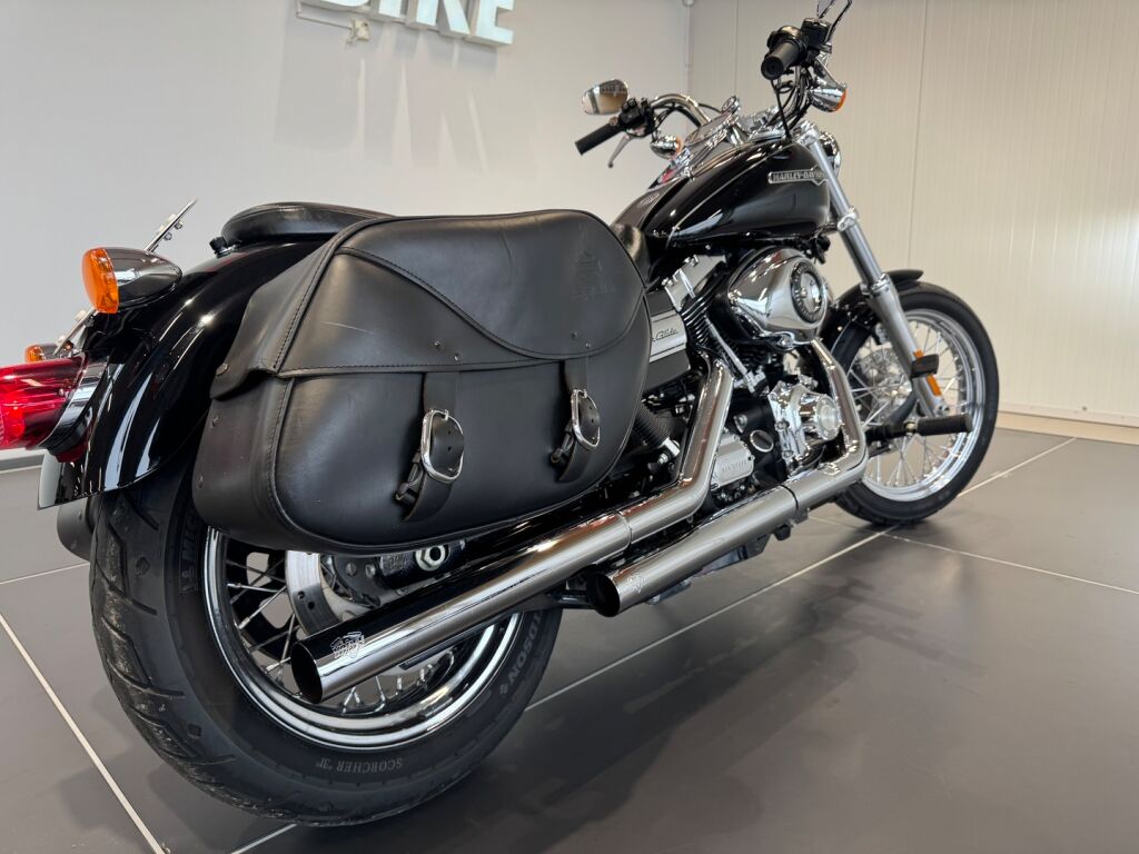 Harley-davidson DYNA 2012 