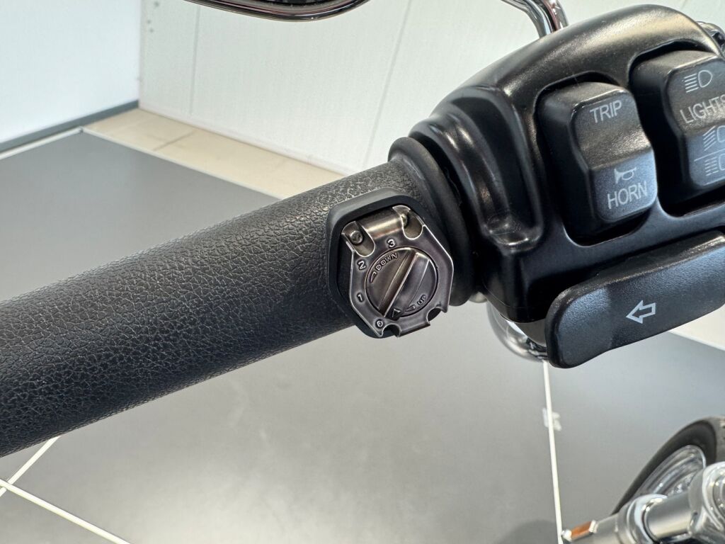 Harley-davidson DYNA 2012 