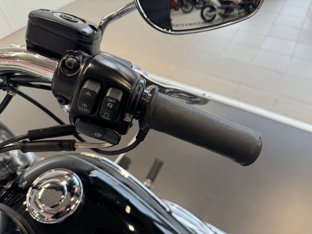 Harley-davidson DYNA 2012 