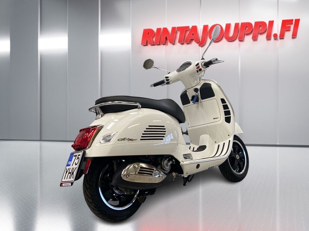 Vespa GTS 2024 
