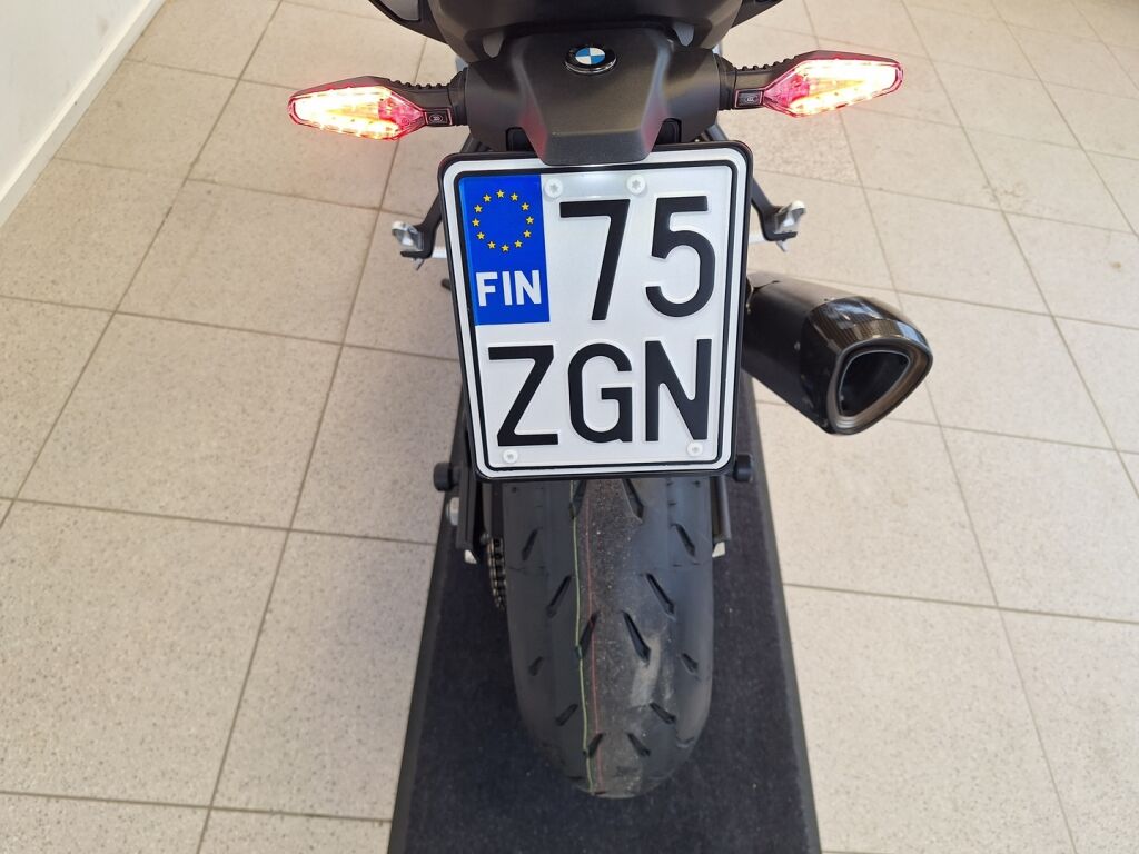 BMW M 2023 Valkoinen