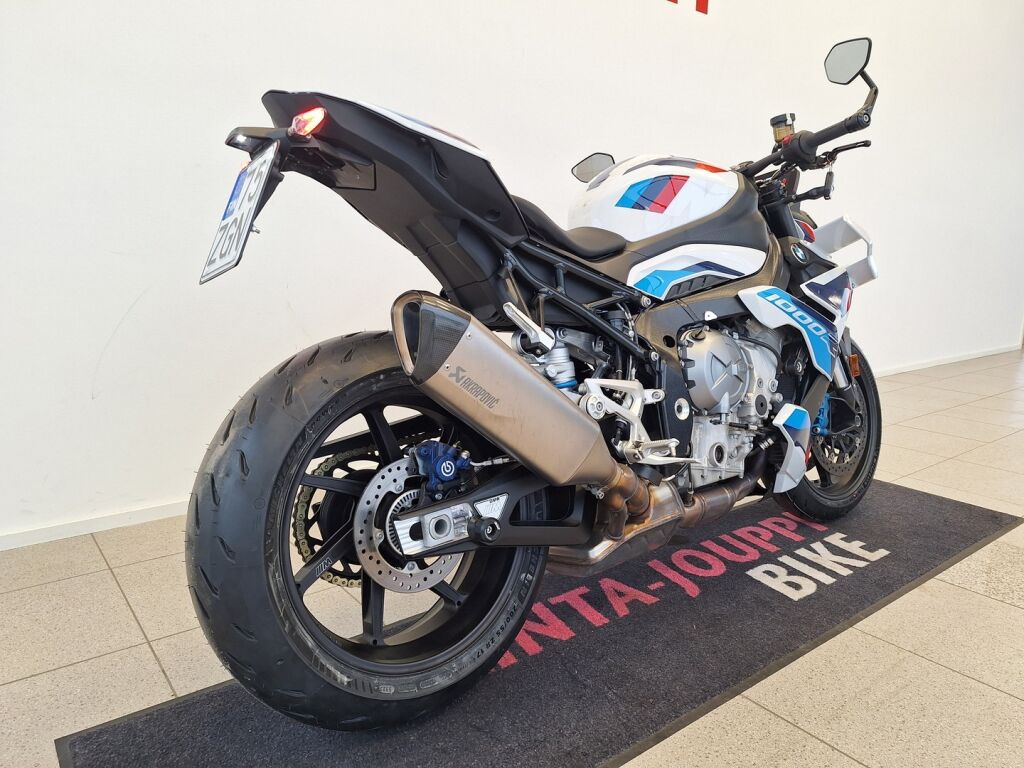 BMW M 2023 Valkoinen