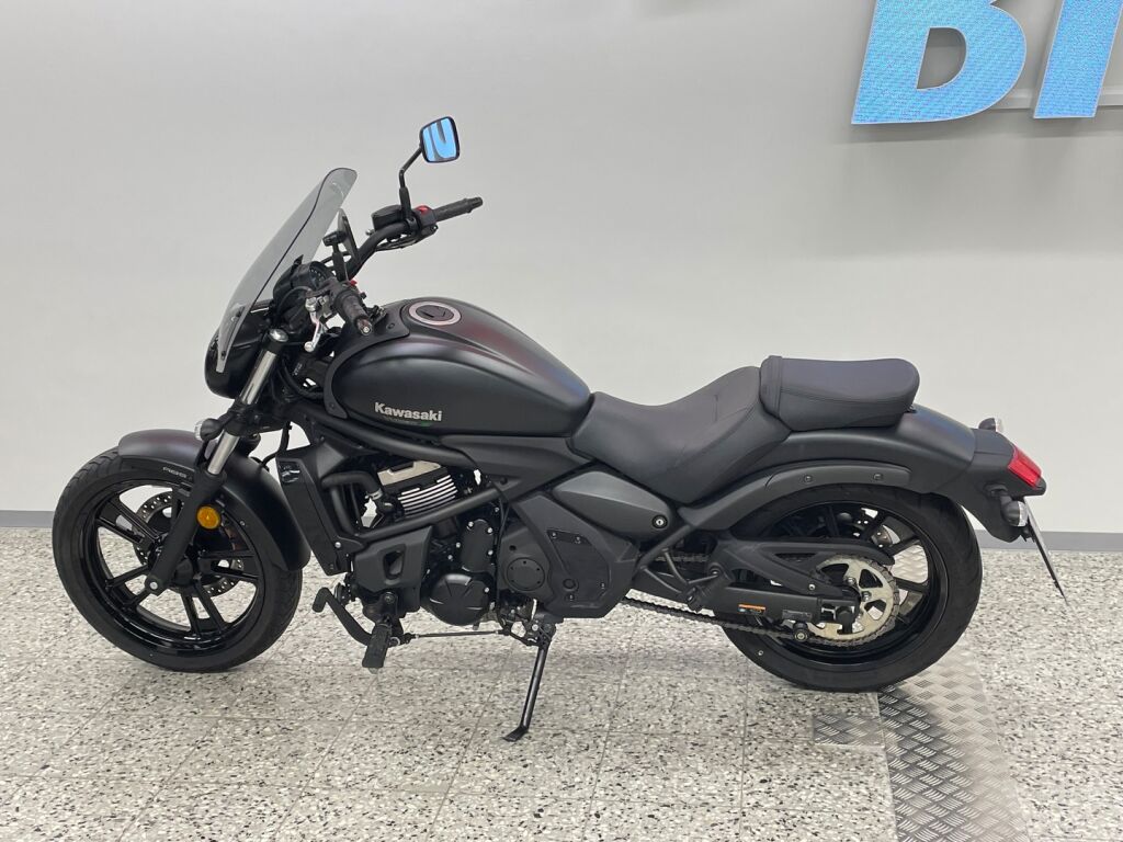 Kawasaki VULCAN 2022 