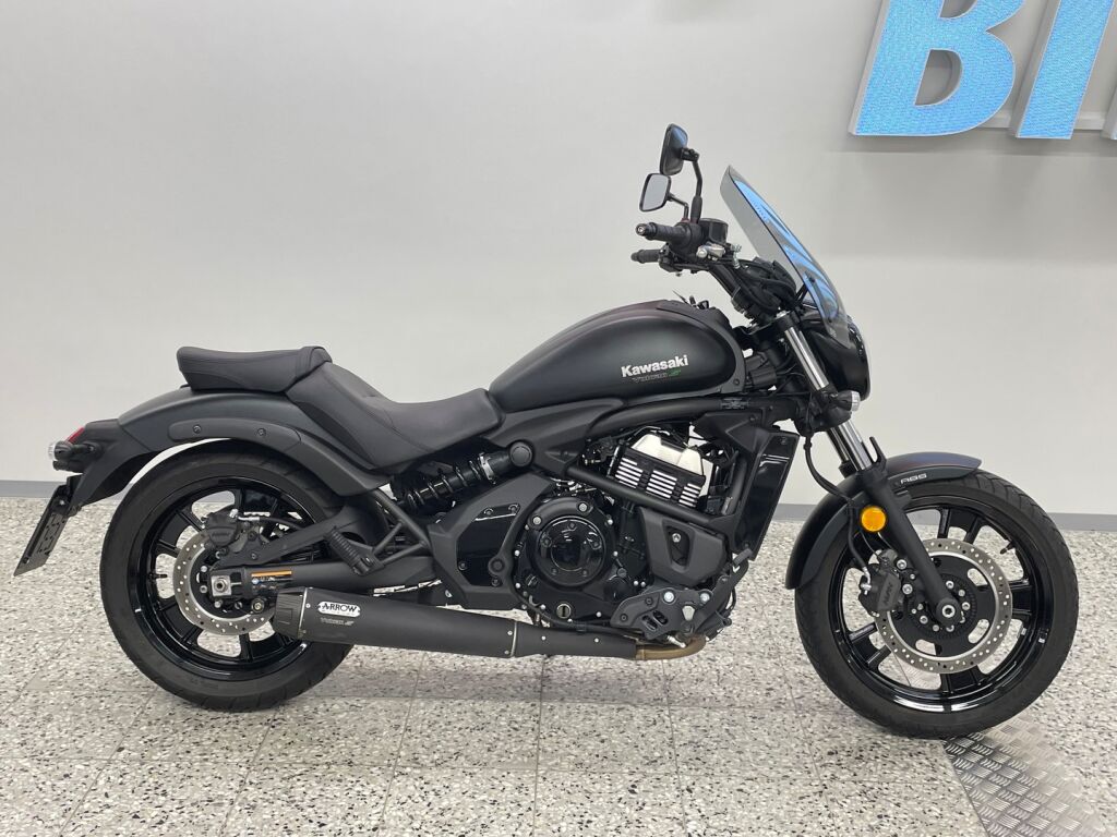 Kawasaki VULCAN 2022 