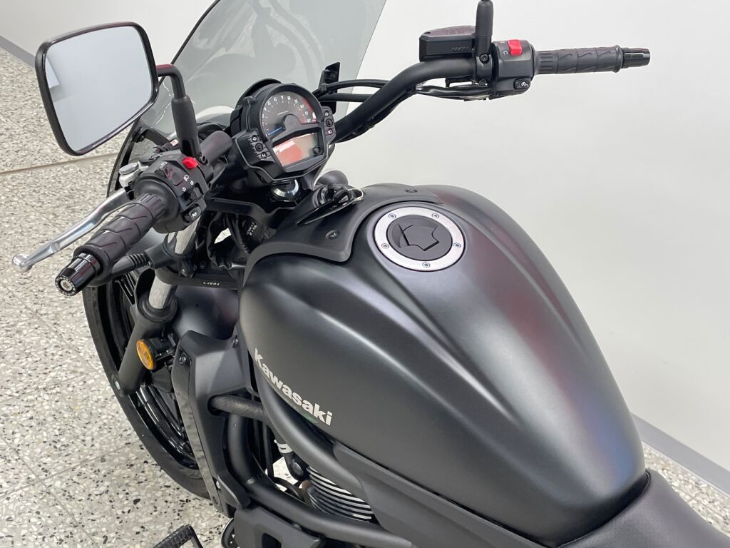 Kawasaki VULCAN 2022 