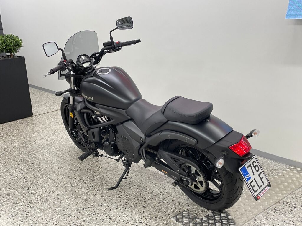 Kawasaki VULCAN 2022 