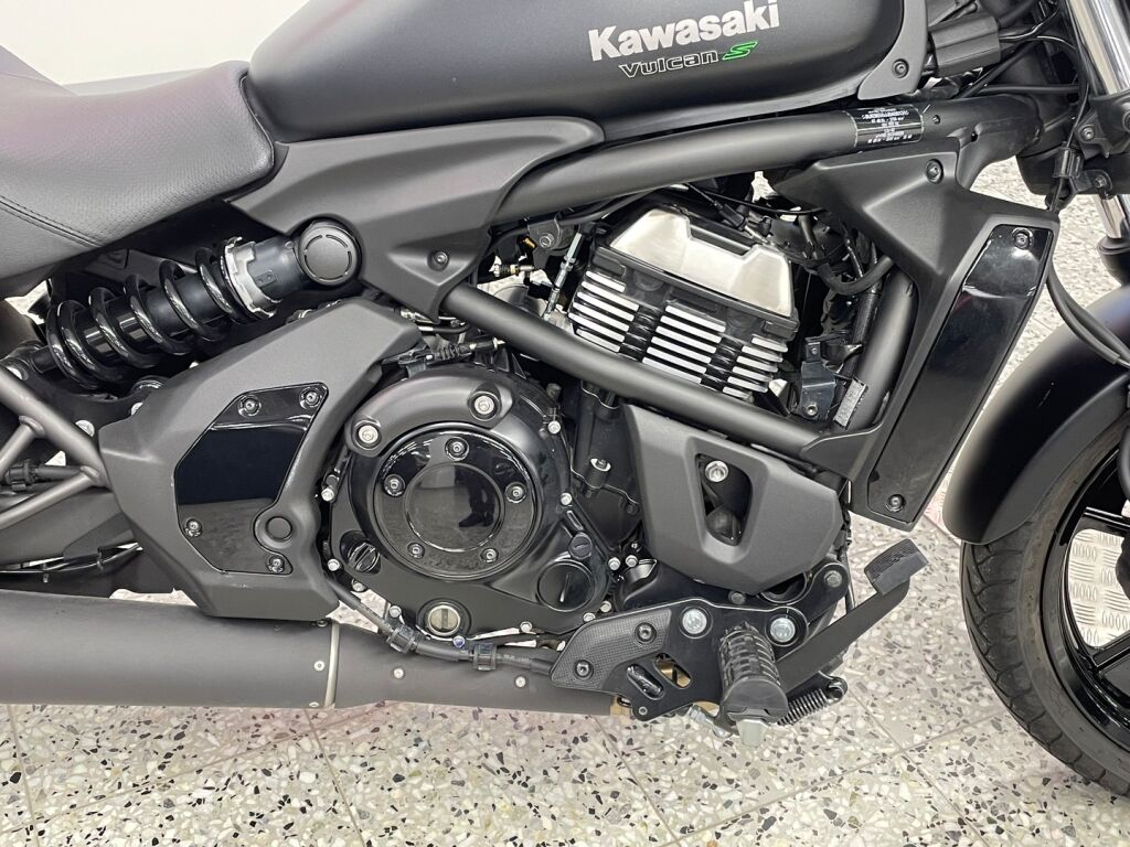 Kawasaki VULCAN 2022 