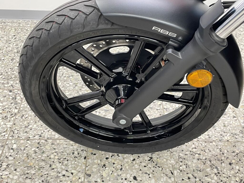 Kawasaki VULCAN 2022 