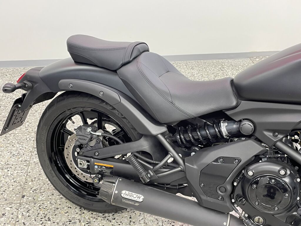 Kawasaki VULCAN 2022 