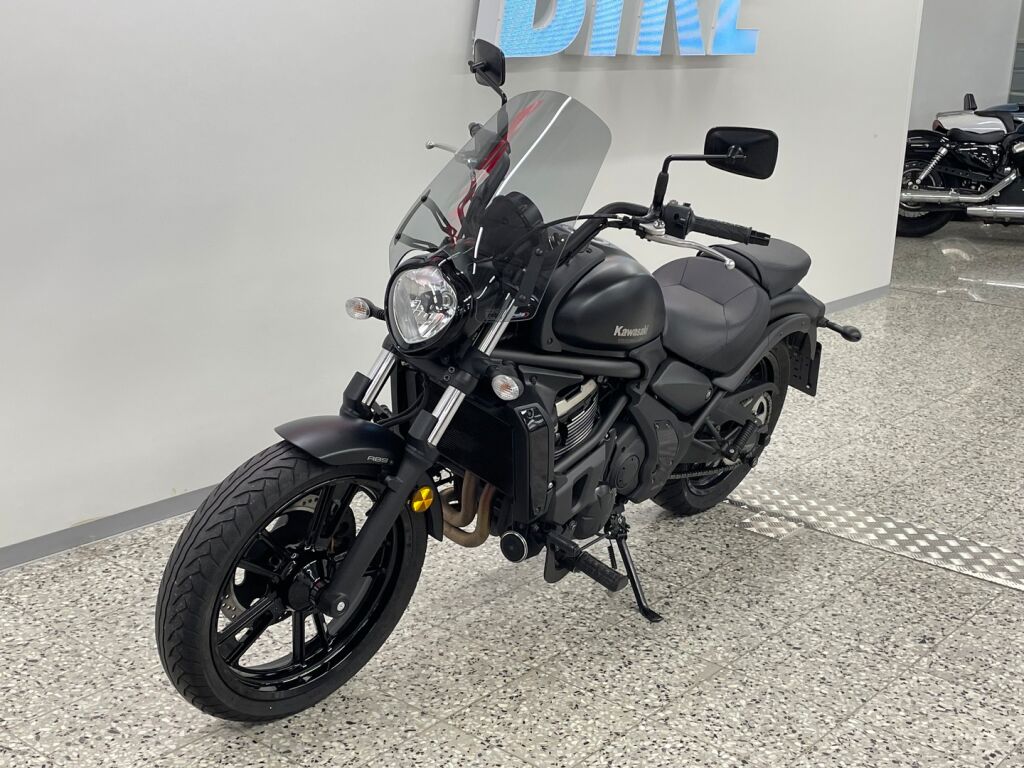 Kawasaki VULCAN 2022 