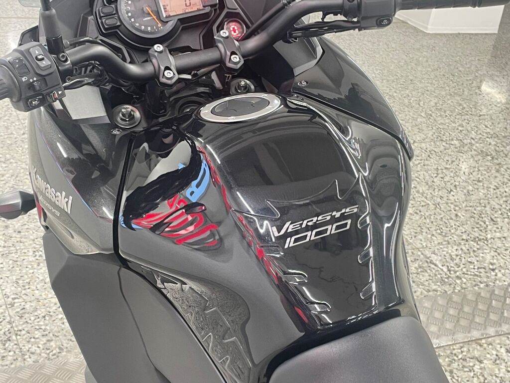 Kawasaki VERSYS 2017 Harmaa