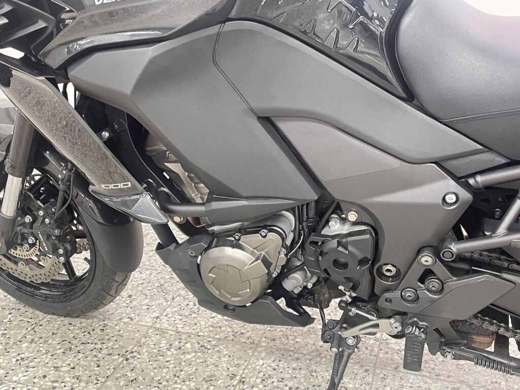 Kawasaki VERSYS 2017 Harmaa