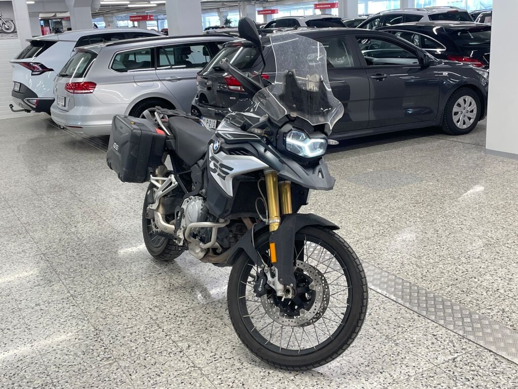 BMW F 2019 Vihreä