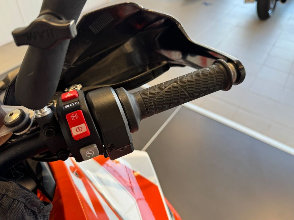 Ktm 1290 2017 Valkoinen