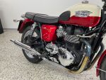 Triumph BONNEVILLE 2012 