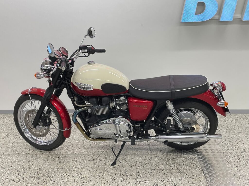 Triumph BONNEVILLE 2012 