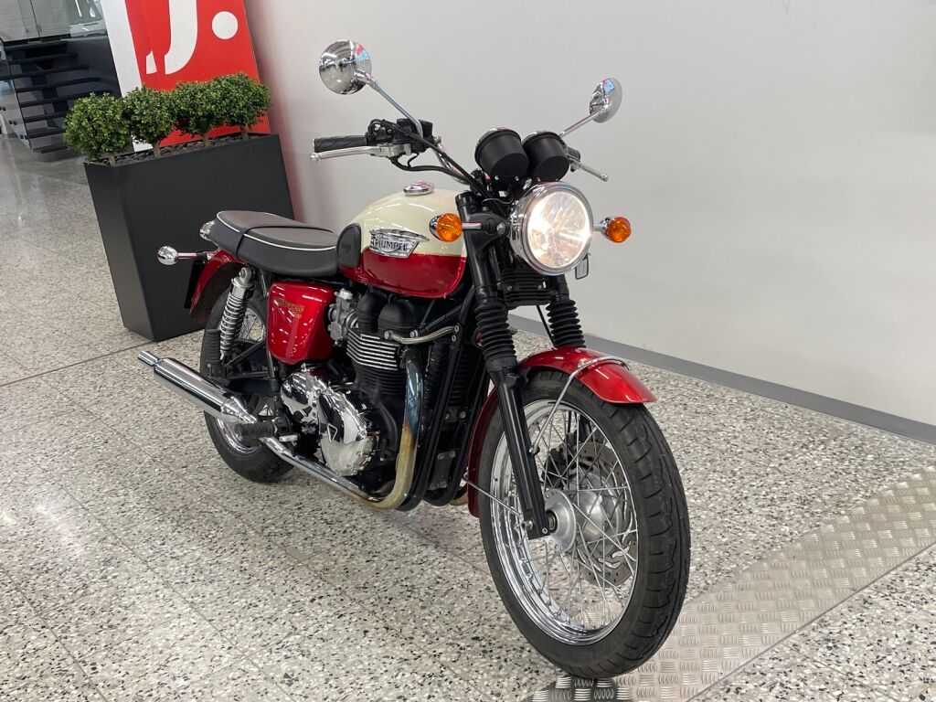 Triumph BONNEVILLE 2012 