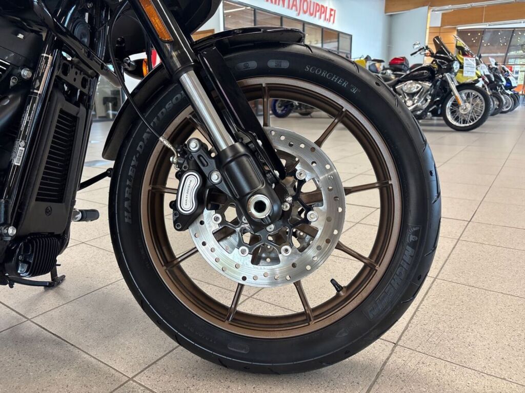 Harley-davidson SOFTAIL 2023 