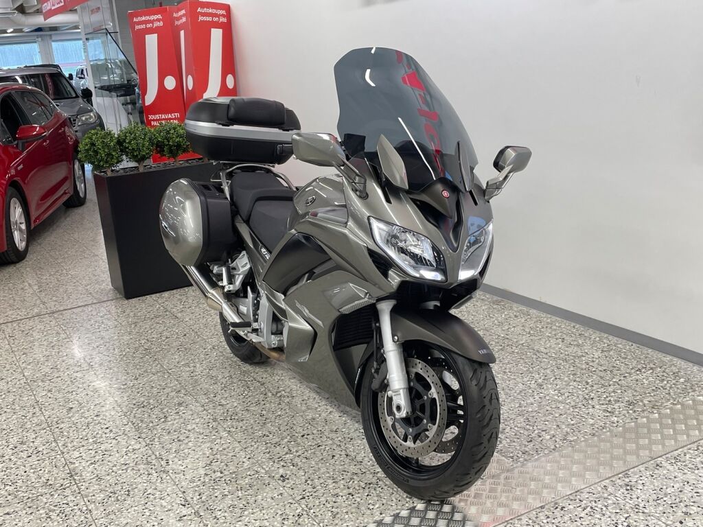 Yamaha FJR 2013 Hopea