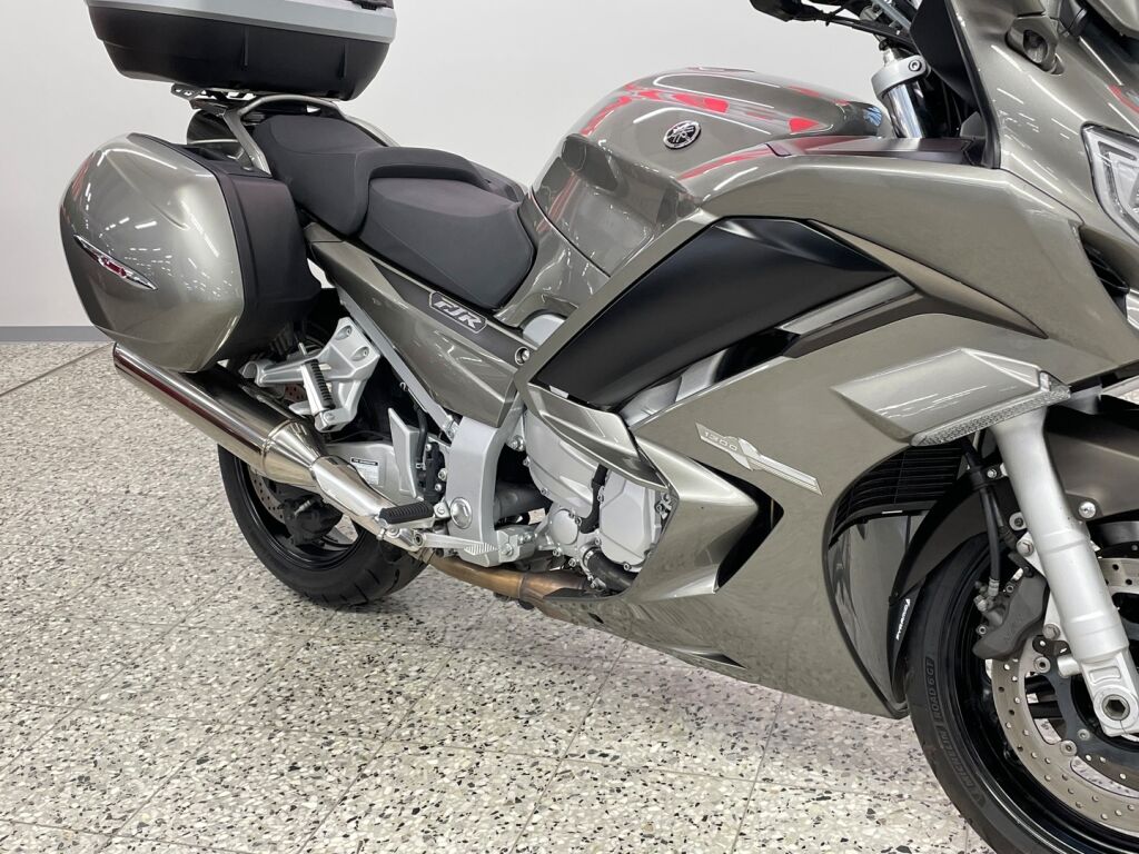 Yamaha FJR 2013 Hopea