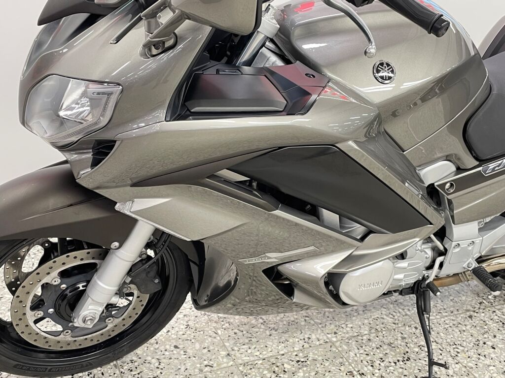 Yamaha FJR 2013 Hopea