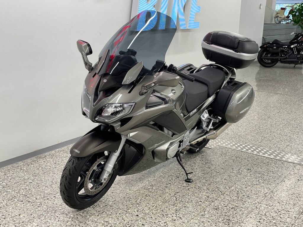 Yamaha FJR 2013 Hopea
