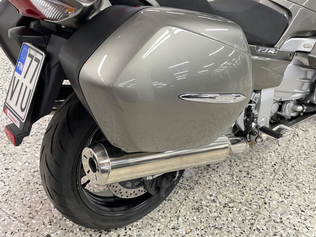 Yamaha FJR 2013 Hopea