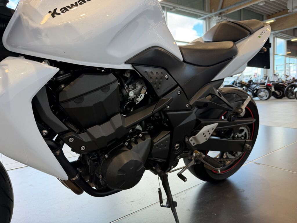 Kawasaki Z 2012 