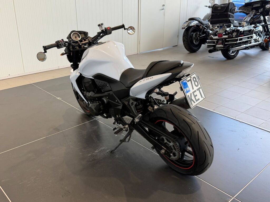 Kawasaki Z 2012 