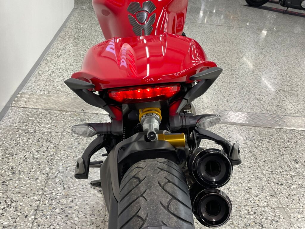 Ducati MONSTER 2015 Punainen
